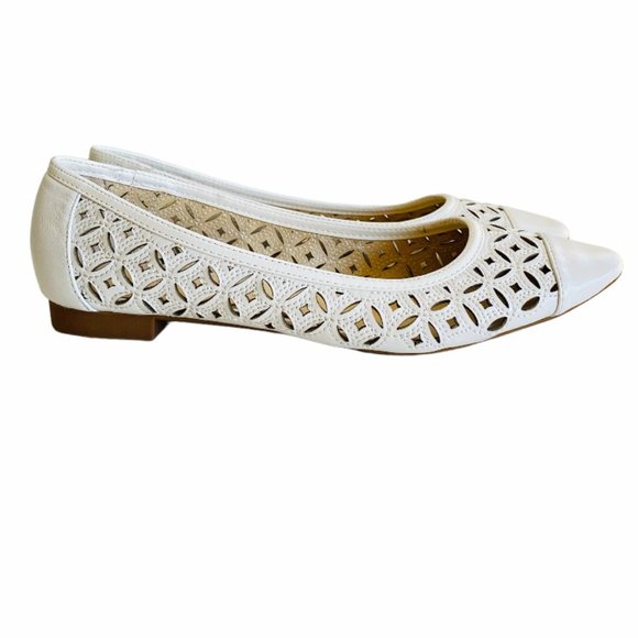 Adrienne Vittadini Leather Cut Out Ballet Flats Sz 10​ - Picture 3 of 12